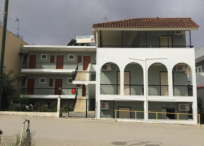 Thomas Apartments